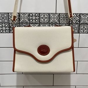 Gold Duck white and brown shoulder bag